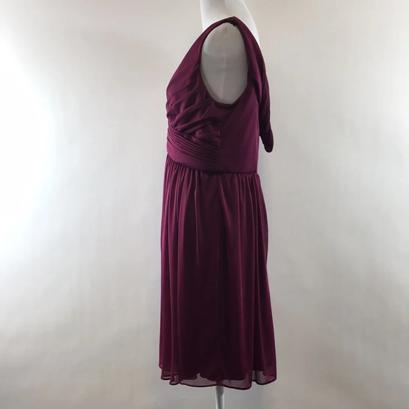 David's Bridal Purple Bridesmaid Sangria Dress Womens 14 CowlBack Pleated Maroon - Picture 6 of 13